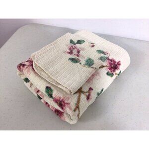 Vintage Cannon Gold Label Floral Towel Set of Two